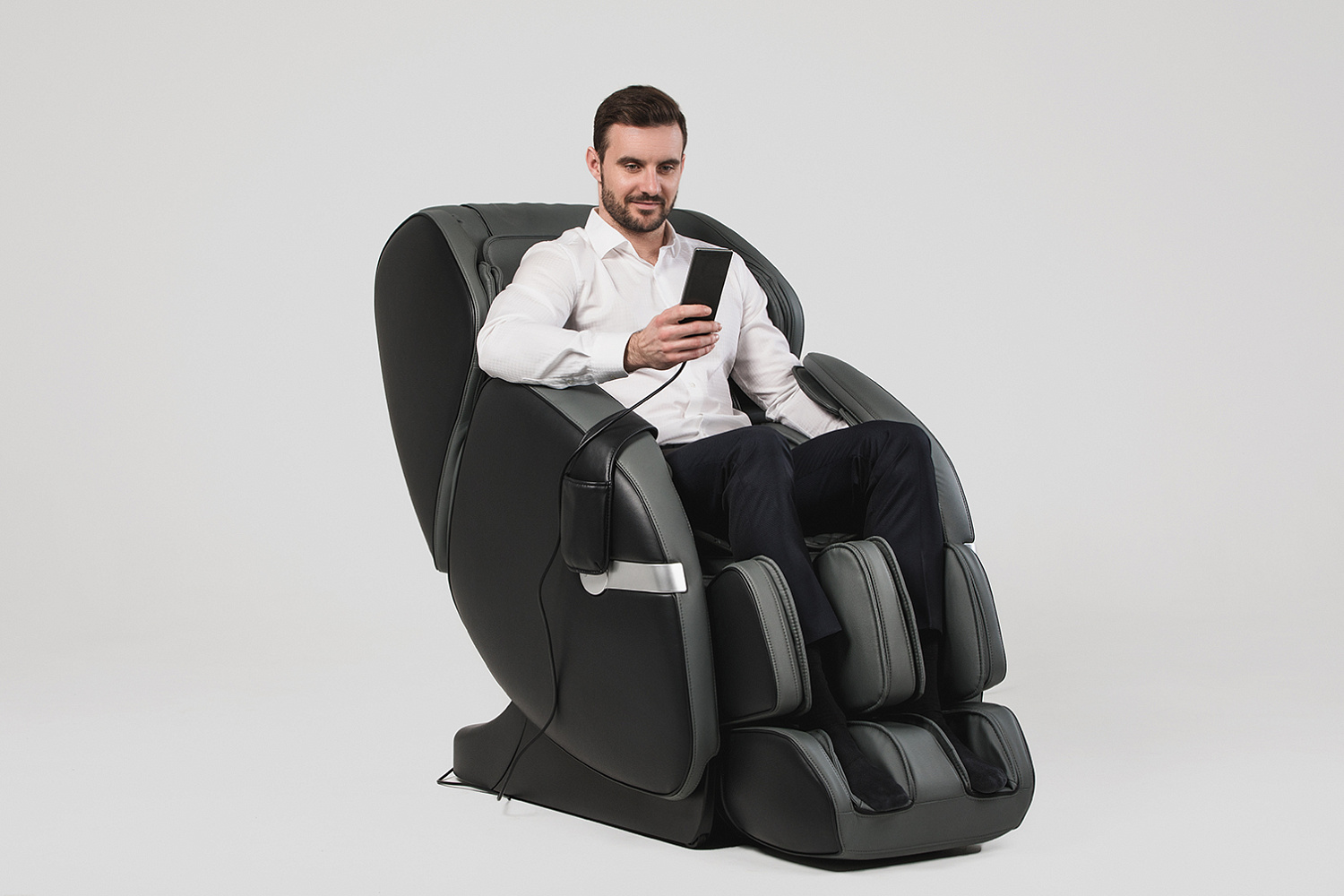 Массажное кресло BetaSonic 2 Braintronics grey-black