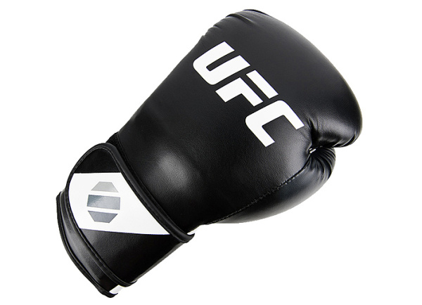 Перчатки тренировочные для спарринга UFC (черные)