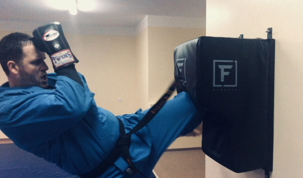 Подушка апперкотная Г-образная большая «onePRO FILIPPOV» из натуральной кожи 15 кг