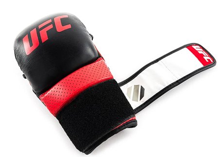 Перчатки для спарринга UFC PRO S/M Черные